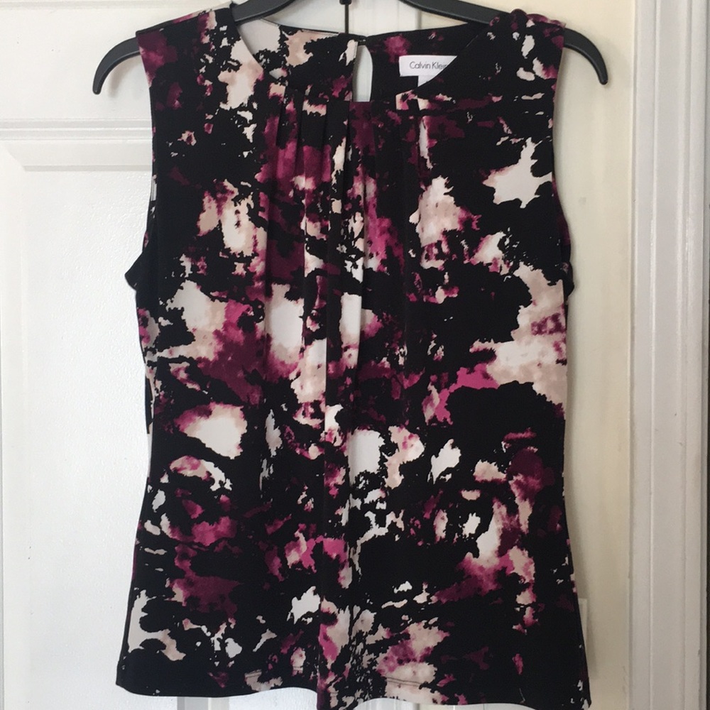 Calvin Klein sleeveless blouse. Size Medium